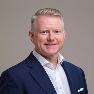 Jonathan-Mills_300x300