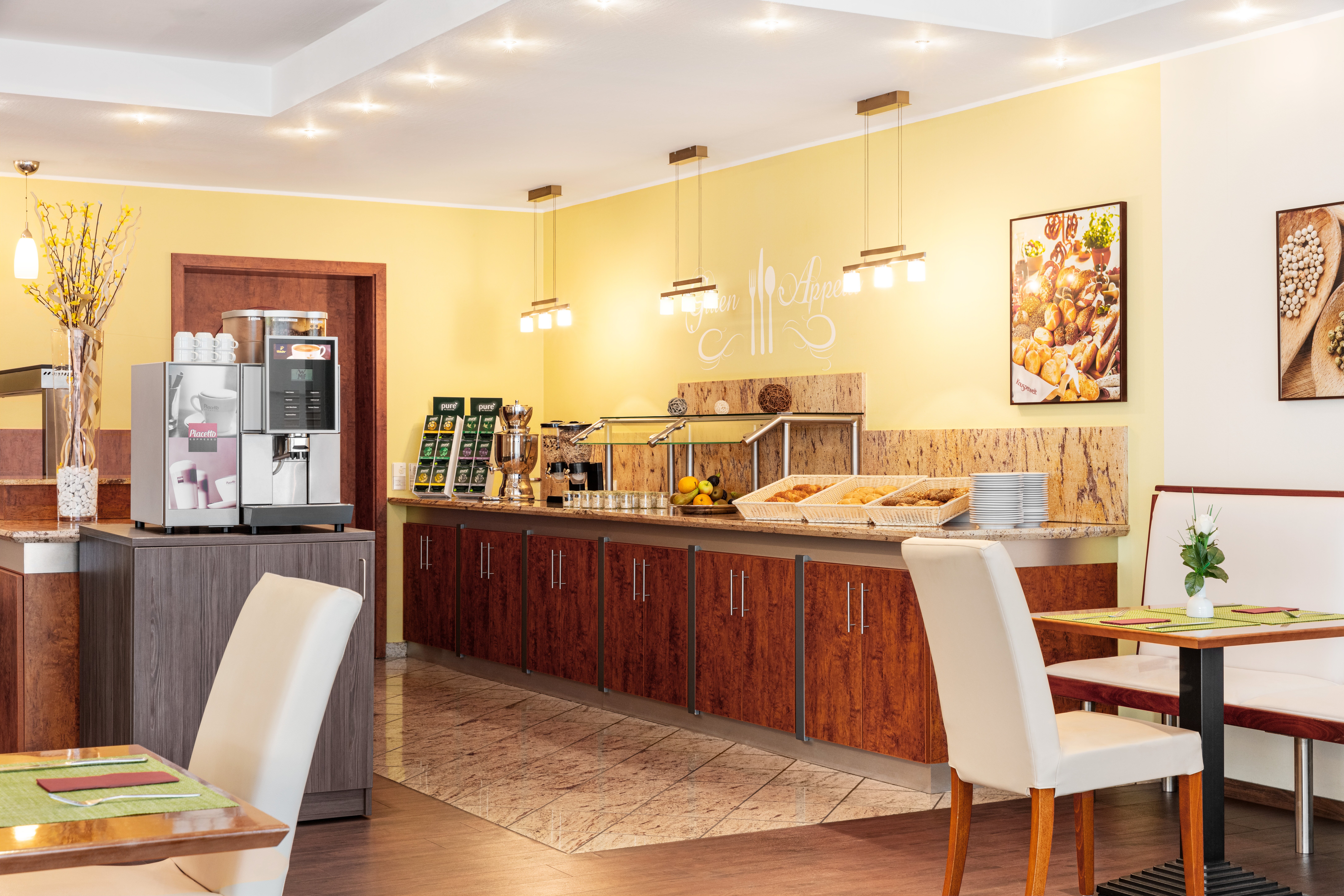 Amedia_Hotel_Frankfurt_Russelsheim_Restaurant