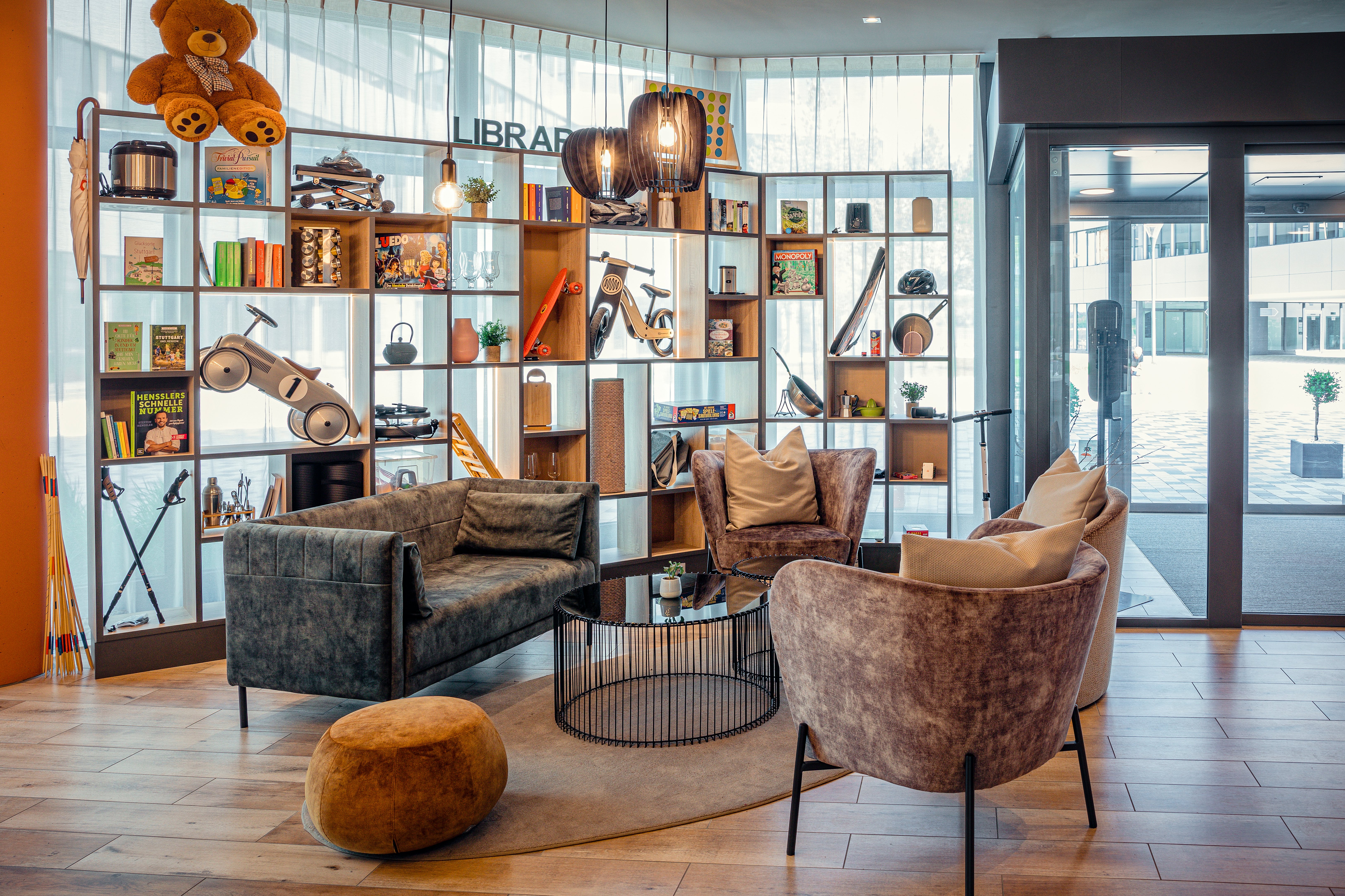 DESTU04-Lobby-2-highres