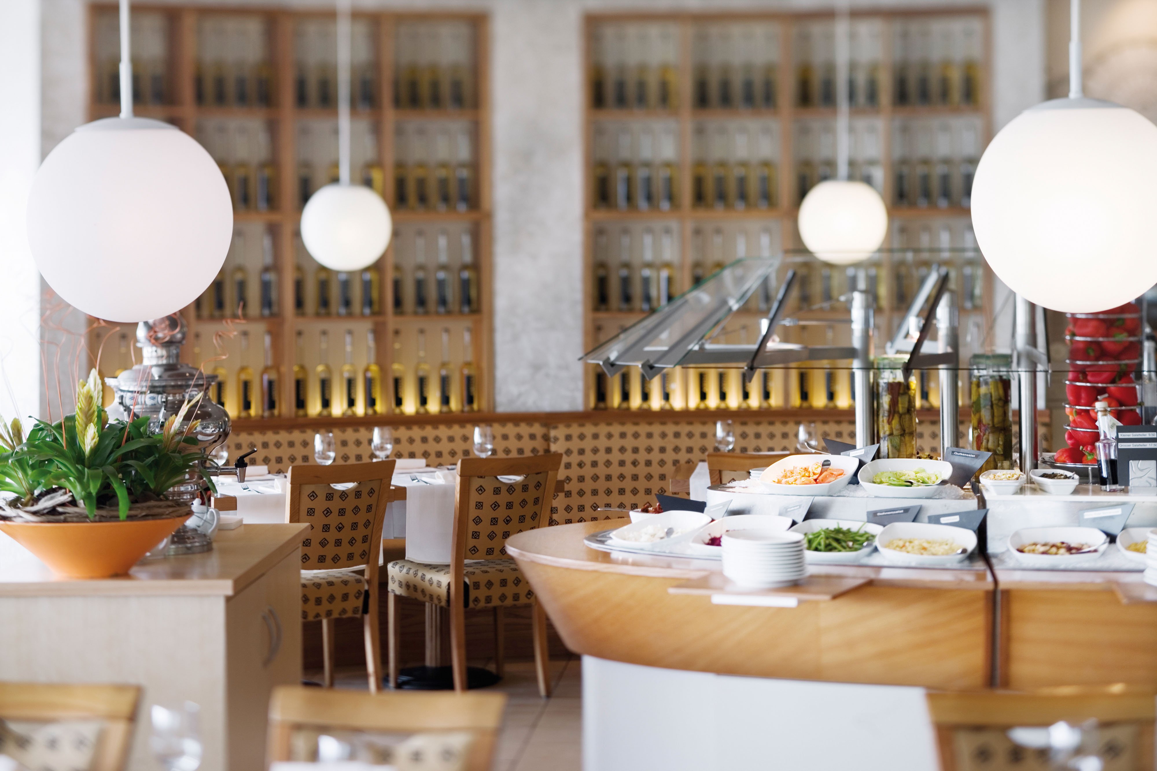 Mövenpick_Egerkingen_breakfast_buffet