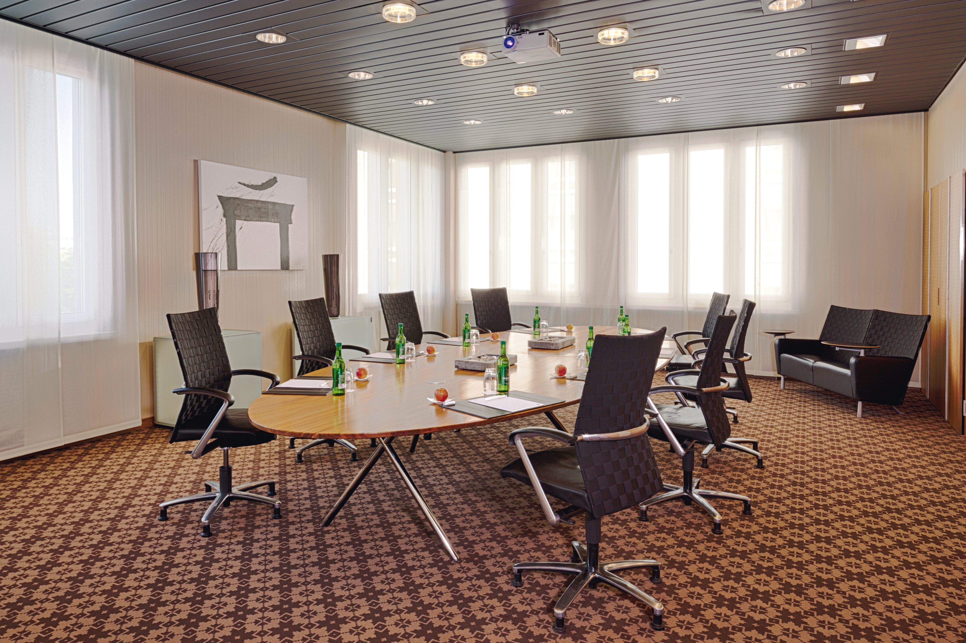 Mövenpick_Zürich_Airport_Meetingroom