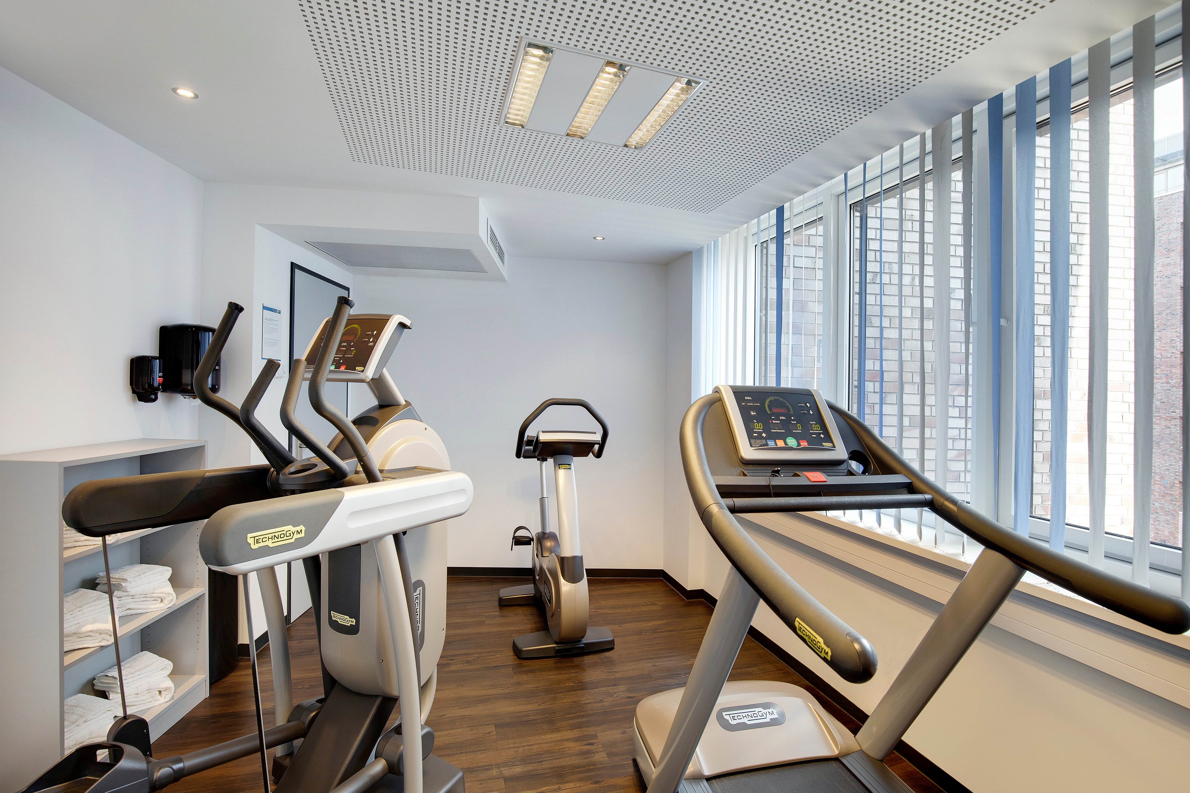 Holiday_Inn_Express_Bremen_Fitness