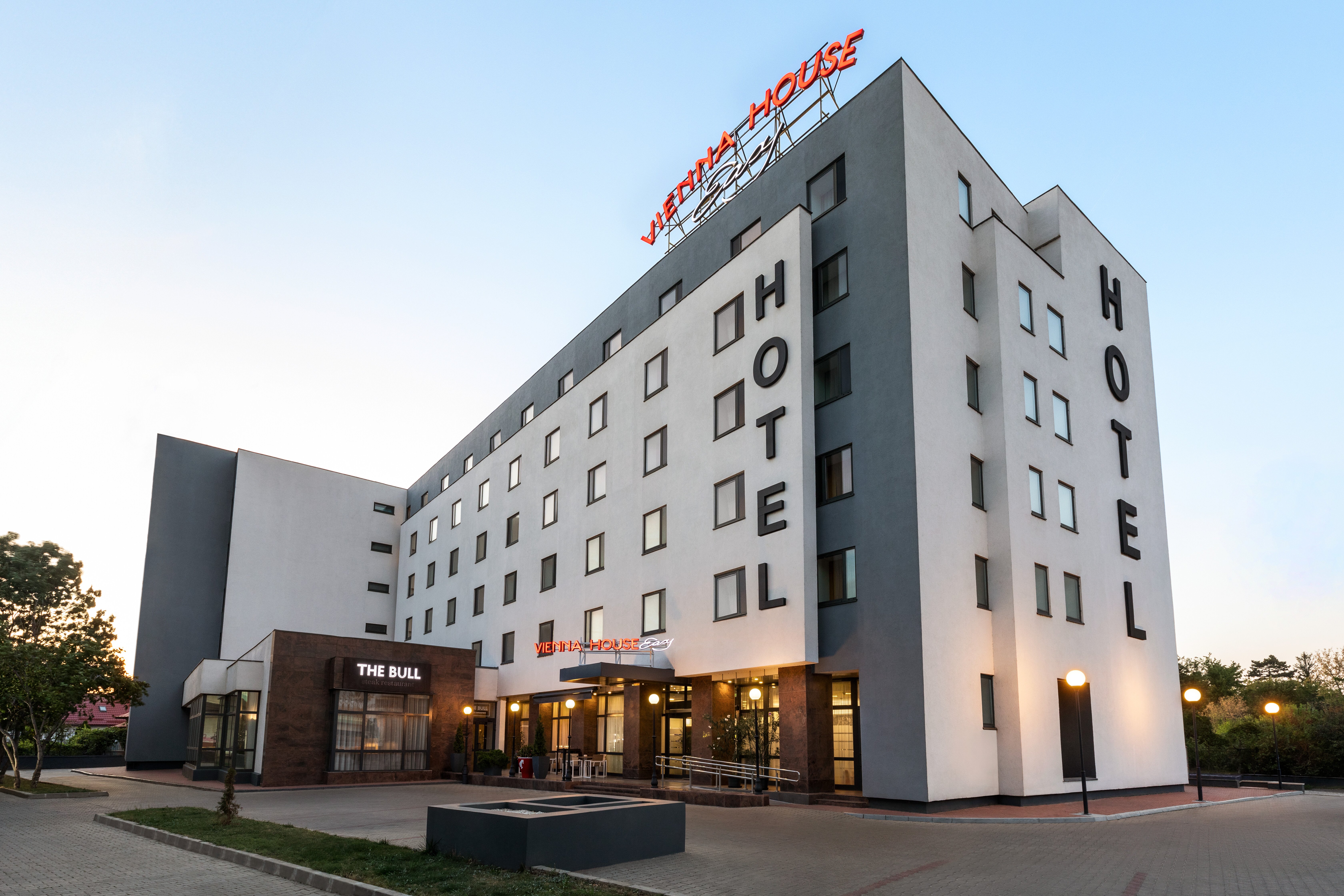 Vienna House Easy by Wyndham Bucharest Airport - Exterior - 1552854