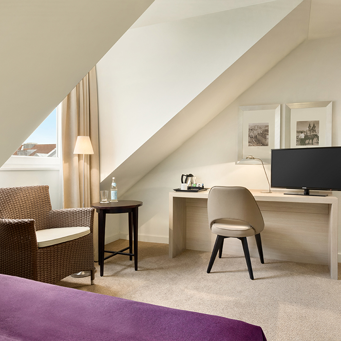 DEMUE03_Room_SuperiorDouble