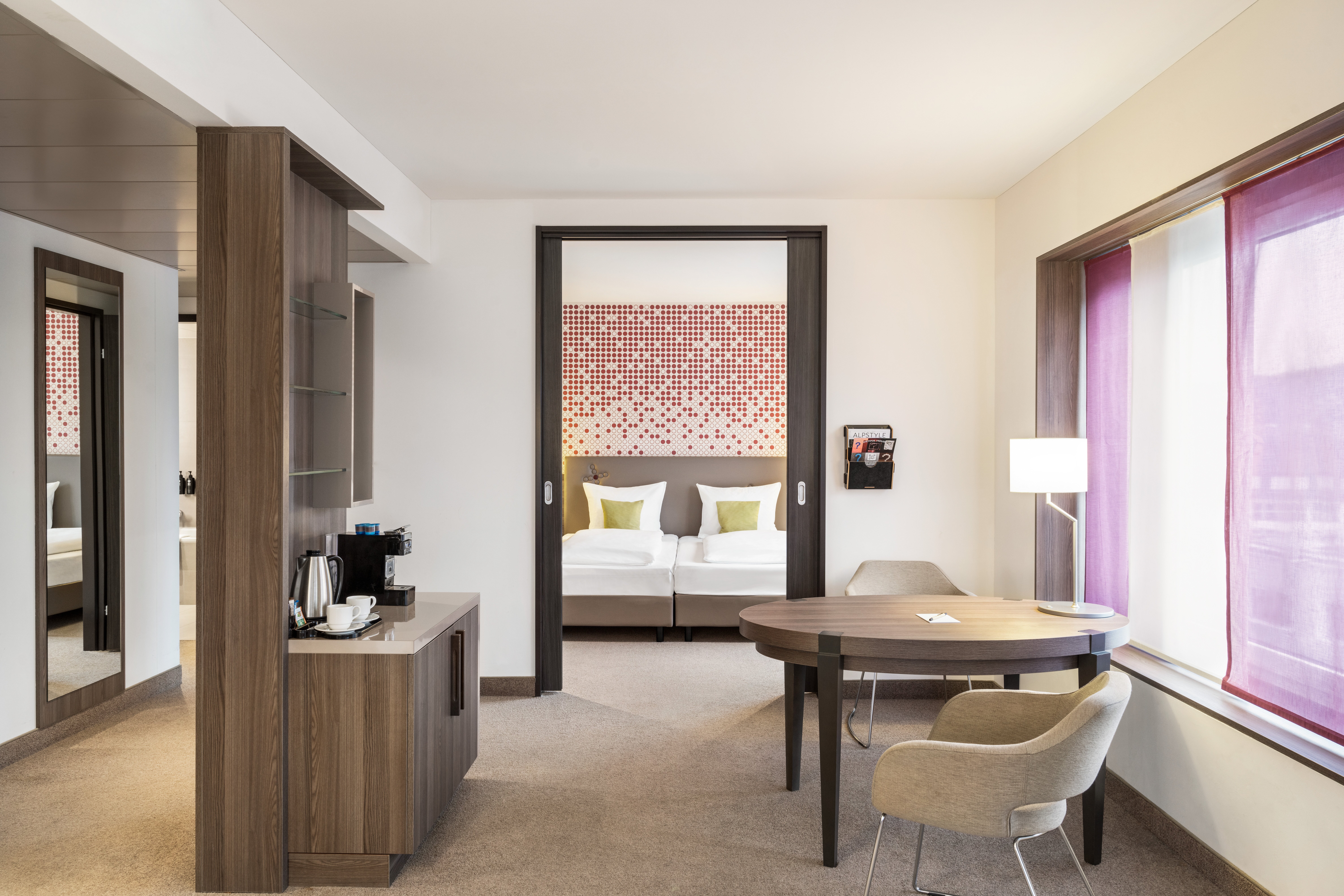 Vienna_House_by_Wyndham_Zur_Bleiche_Schaffhausen_Apartment_Grand_Suite 