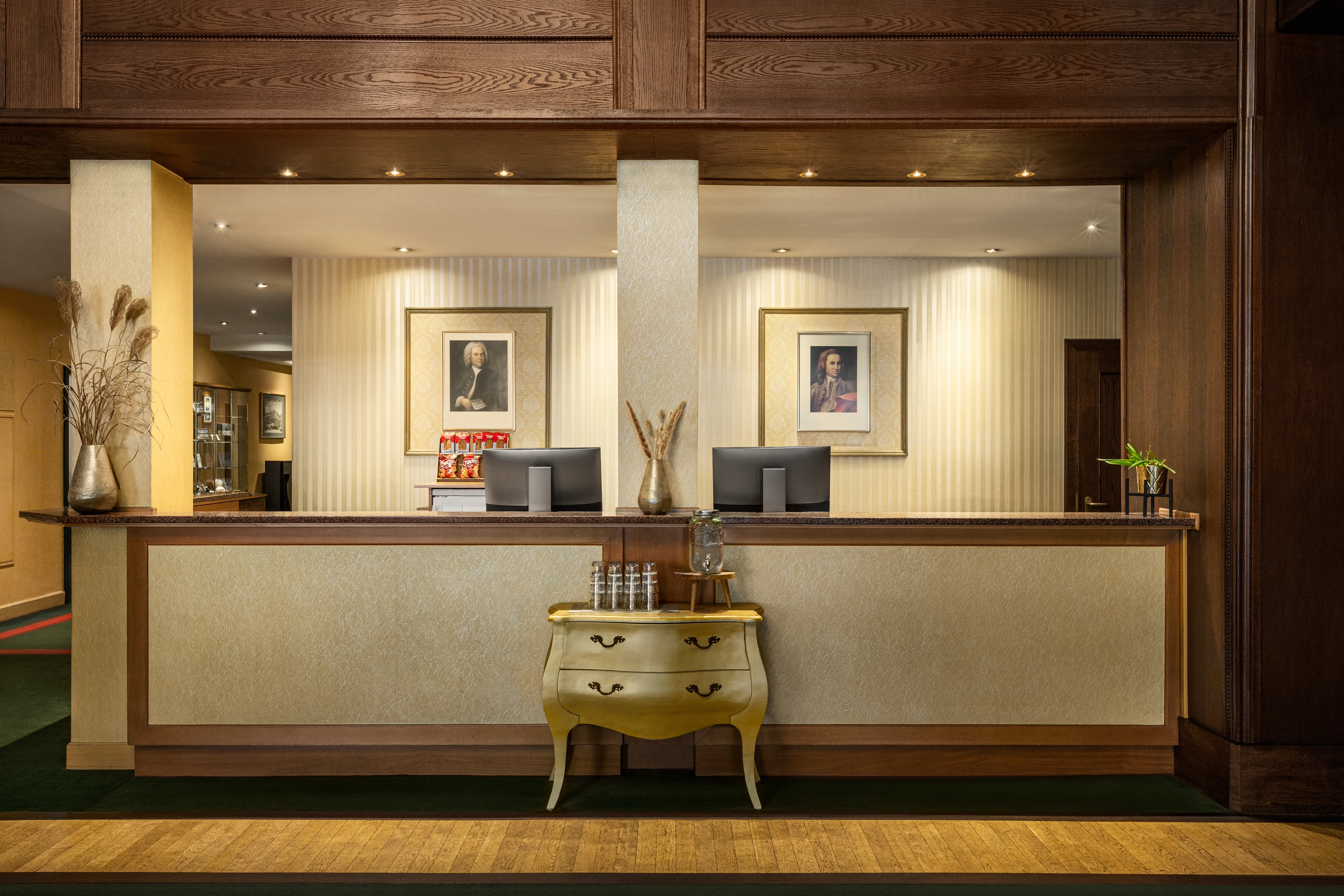 Vienna_House_by_Wyndham_Thuringer_Hof_Eisenach_Rezeption