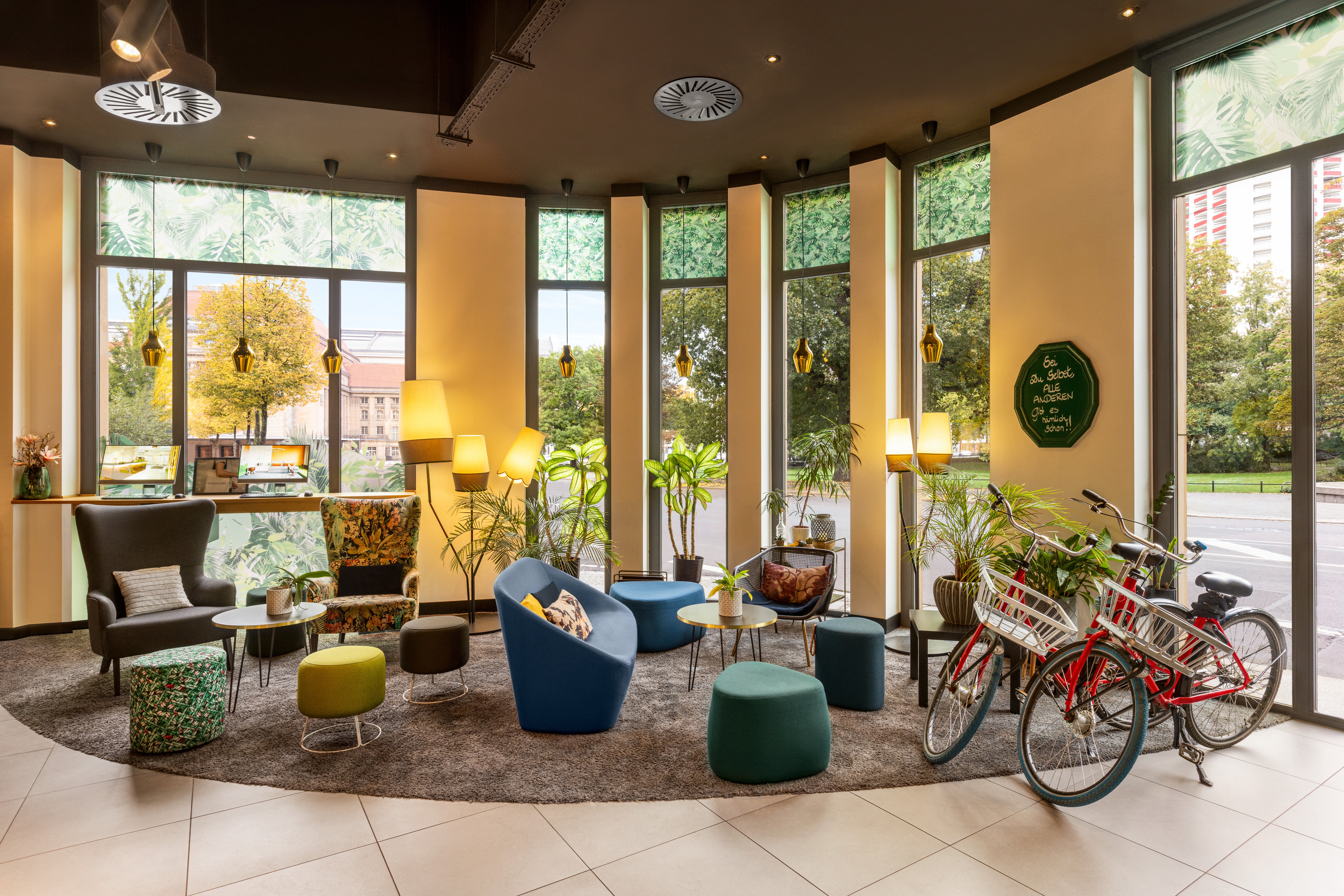 Vienna_House_Easy_by_Wyndham_Leipzig_Lobby