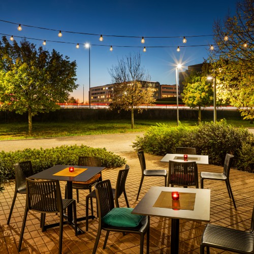 Vienna House Easy by Wyndham Bratislava - Lobby - 1559759