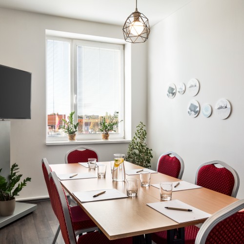 Vienna House Easy by Wyndham Bratislava - Meeting Room - Andante - Boardroom - 1559774