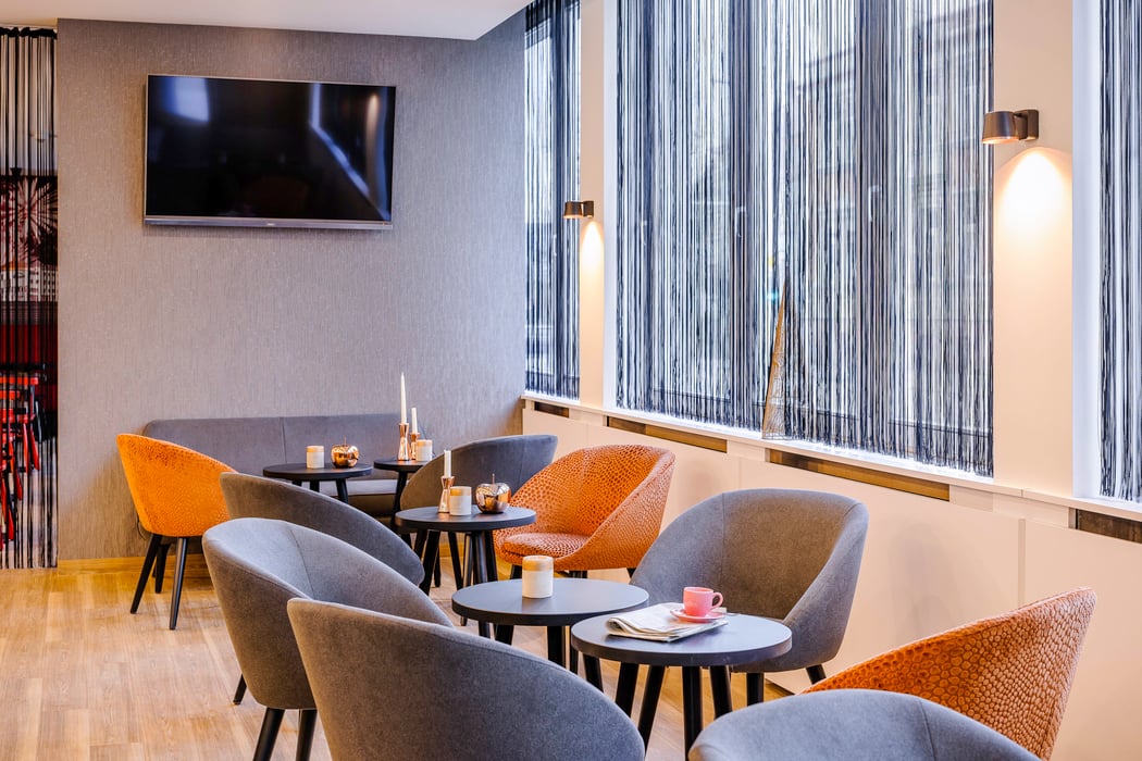 Ibis_Styles_Halle_bar