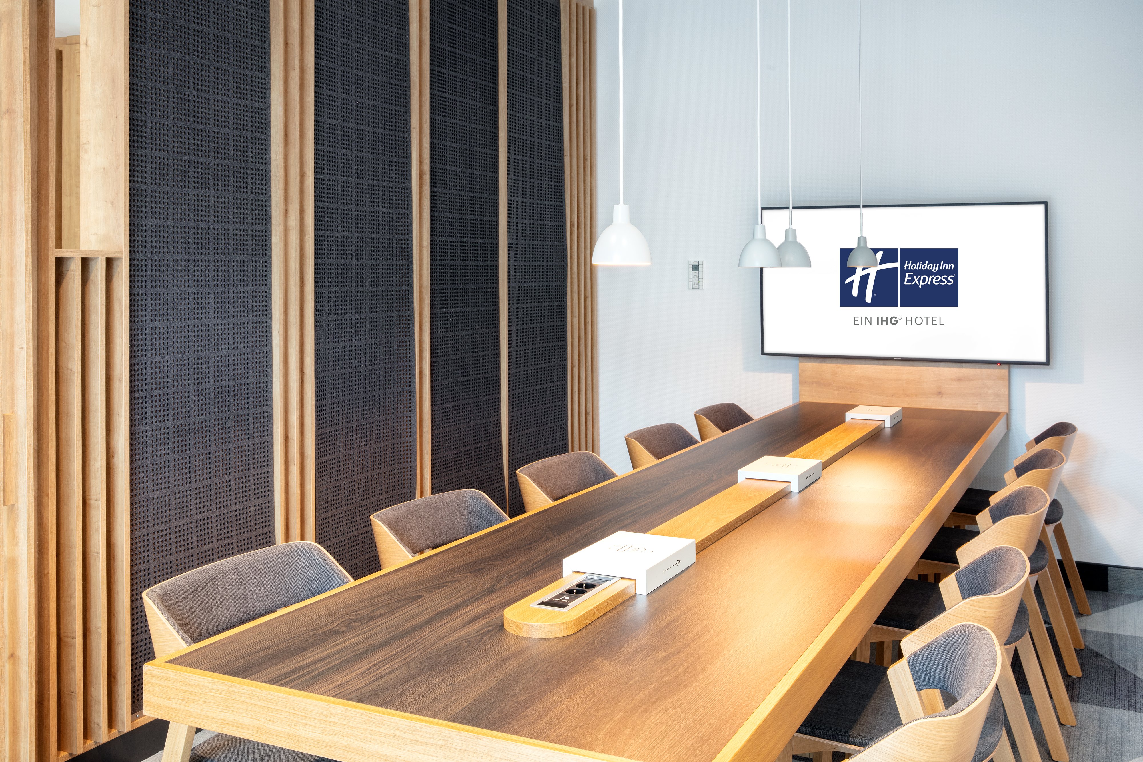 Holiday_Inn_Express_Baden-Baden_Meetingraum