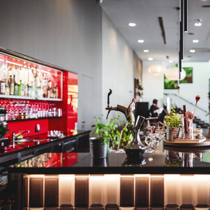 VHE_Pilsen_Bar_HiRes_012